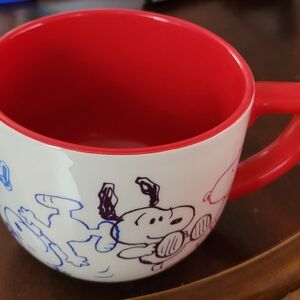 Hallmark  Peanut  Snoopy  Mug